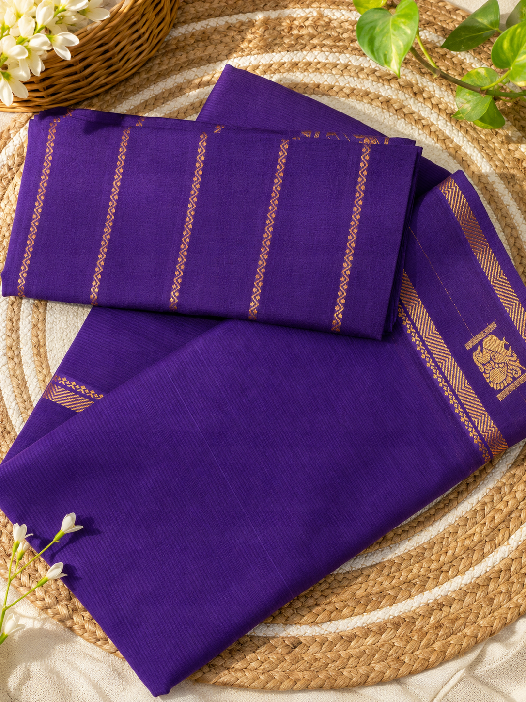 Madurai Sungudi Cotton - 6 Yard Rettapatti Double Zari Border Plain Body  Dye and Tie Natural Dye - Purple